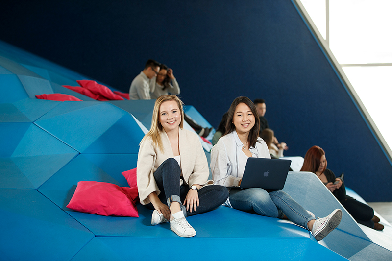 Showcase Image for Learning and Connecting Virtually