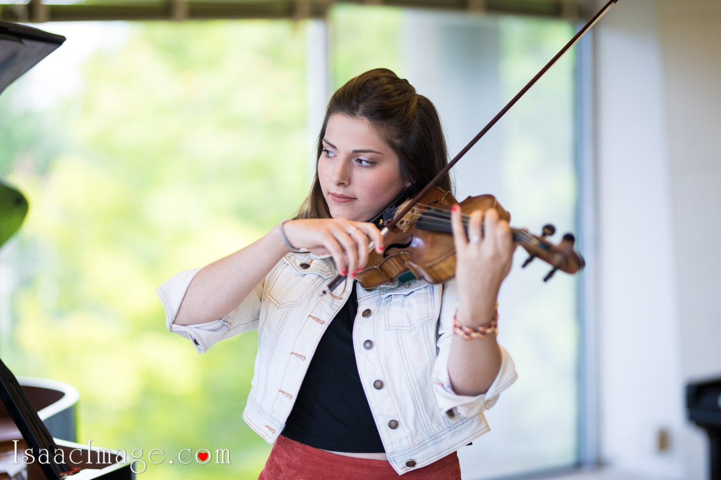 Showcase Image for Strings